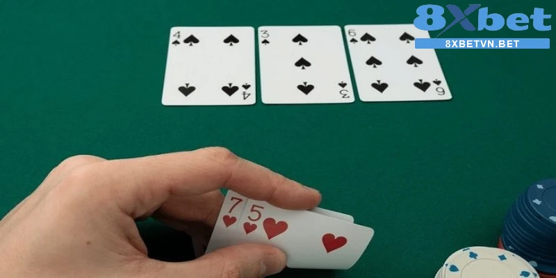 Các điều luật lệ cơ bản trong game bài Poker là gì?